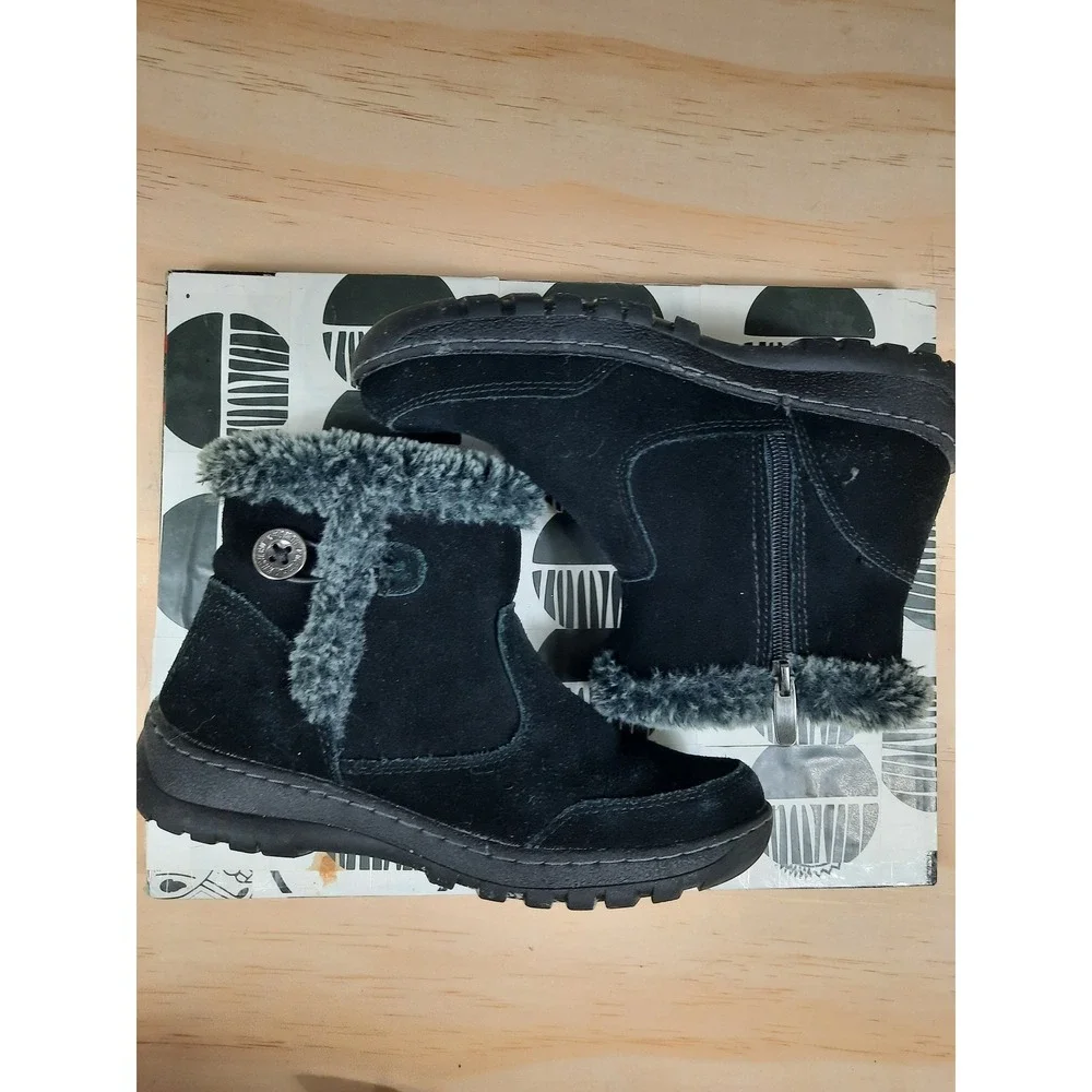 Black Suede‎ Faux Fur Khombu Ankle Boots Side Zip Button Detail Womens sz 6